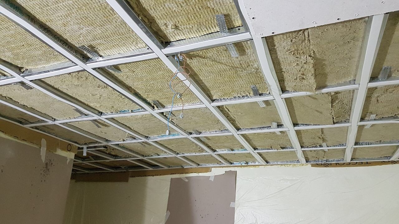 Каркасная звукоизоляция потолка